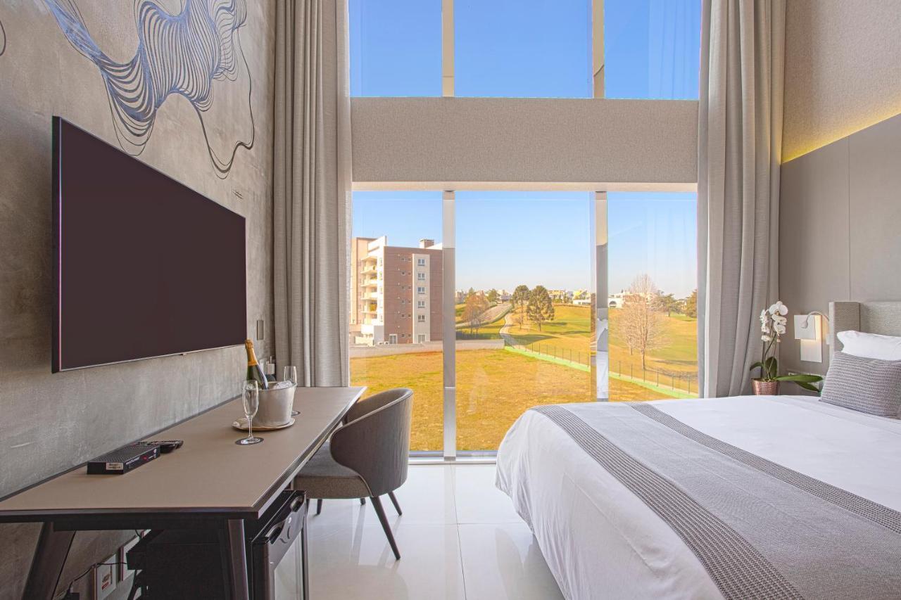 Suryaa Hotel Pinhais, Curio Collection By Hilton Zewnętrze zdjęcie